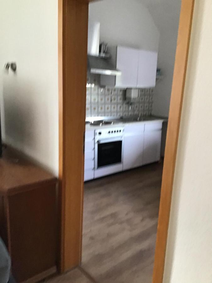Apartment Gross 4 Zimmer 8 Einzelbetten Stellplatz Wifi Essen Luaran gambar