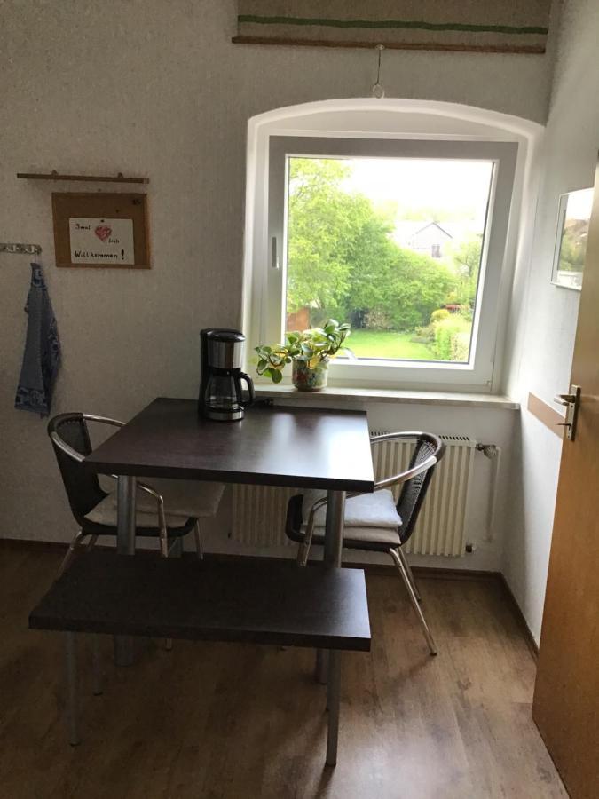 Apartment Gross 4 Zimmer 8 Einzelbetten Stellplatz Wifi Essen Luaran gambar