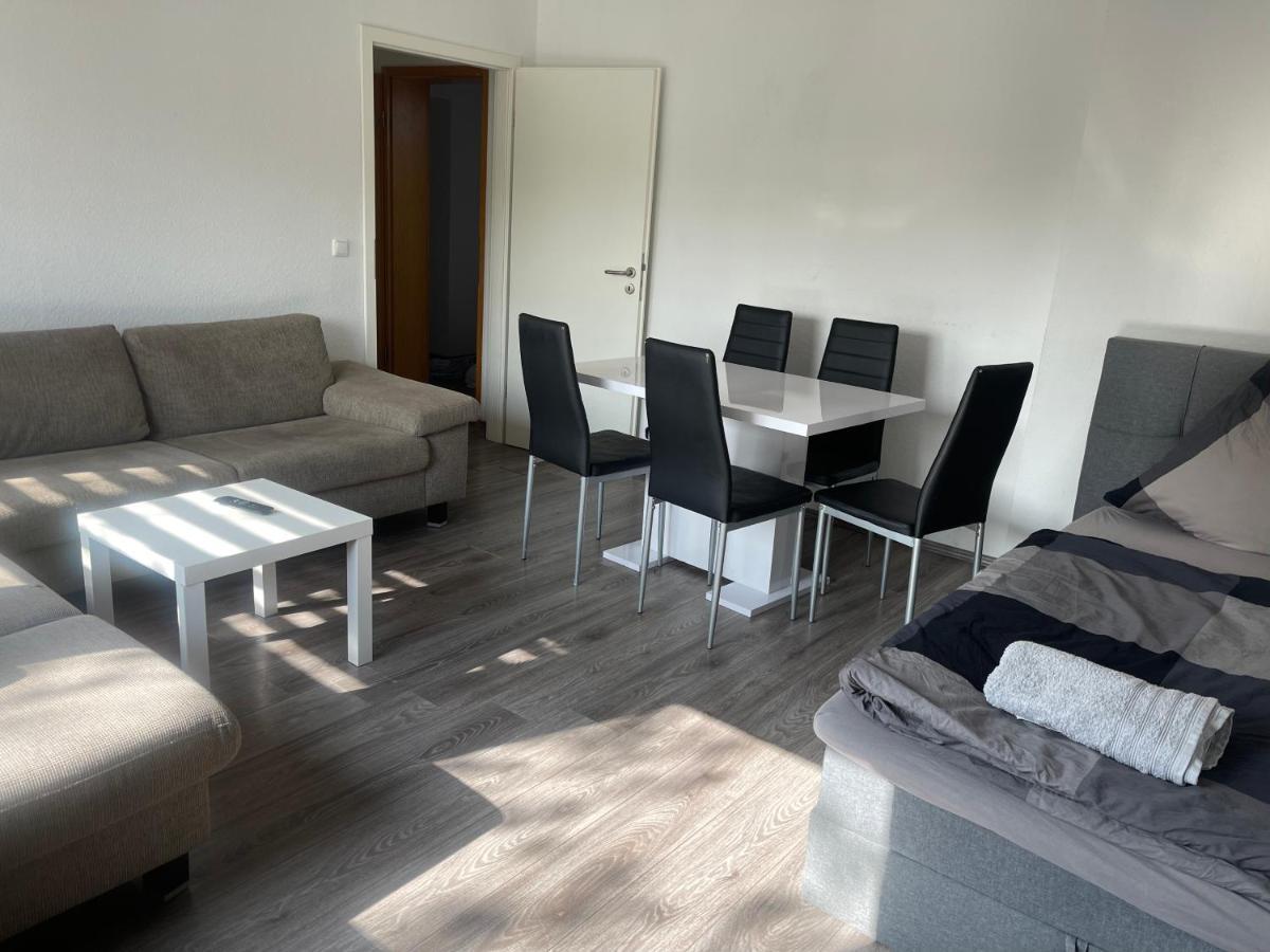 Apartment Gross 4 Zimmer 8 Einzelbetten Stellplatz Wifi Essen Luaran gambar
